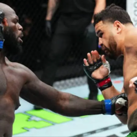 Jairzinho Rozenstruik scores sketchy split decision over Tai Tuivasa – UFC 305 Highlights