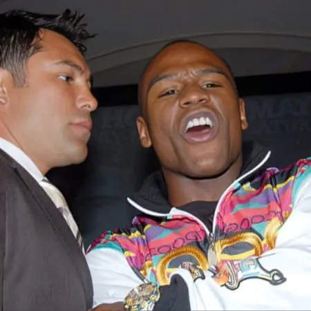 Oscar De La Hoya calls out Floyd Mayweather: ‘Stop embarrassing yourself’