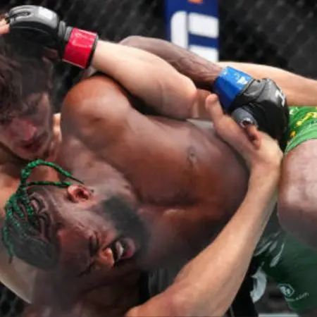 Movsar Evloev Outworks Aljamain Sterling, Earns Unanimous Decision Victory – UFC 310 Highlights