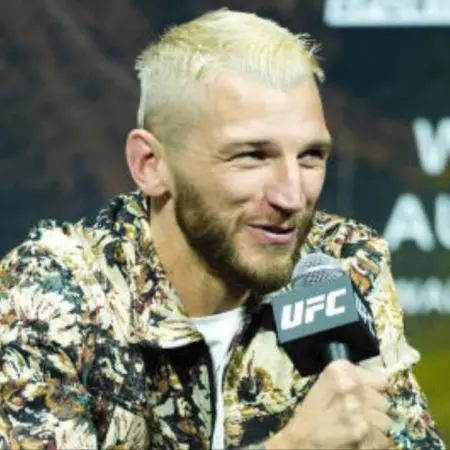 Dan Hooker Slams Arman Tsarukyan for ‘Strange’ UFC 311 Withdrawal: ‘Daddy Can’t Buy You a Backbone’