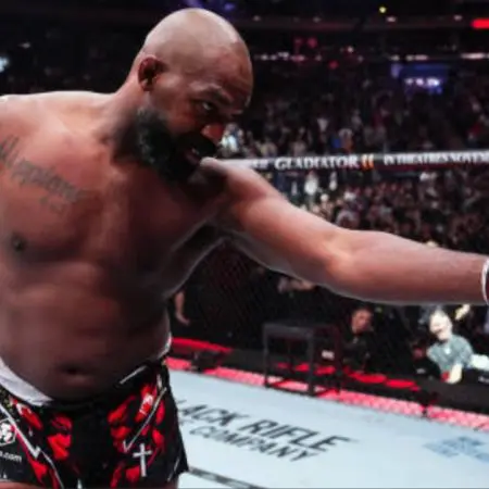 Demetrious Johnson Explains Why Jon Jones Would Be a Terrible Partner in a Street Fight