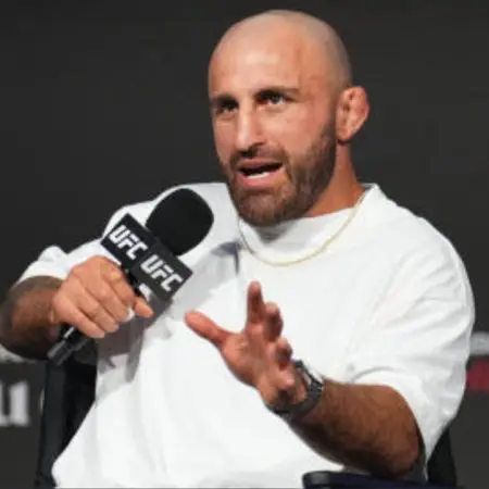 Alexander Volkanovski Reacts to Ilia Topuria’s Rumored Showdown with Islam Makhachev